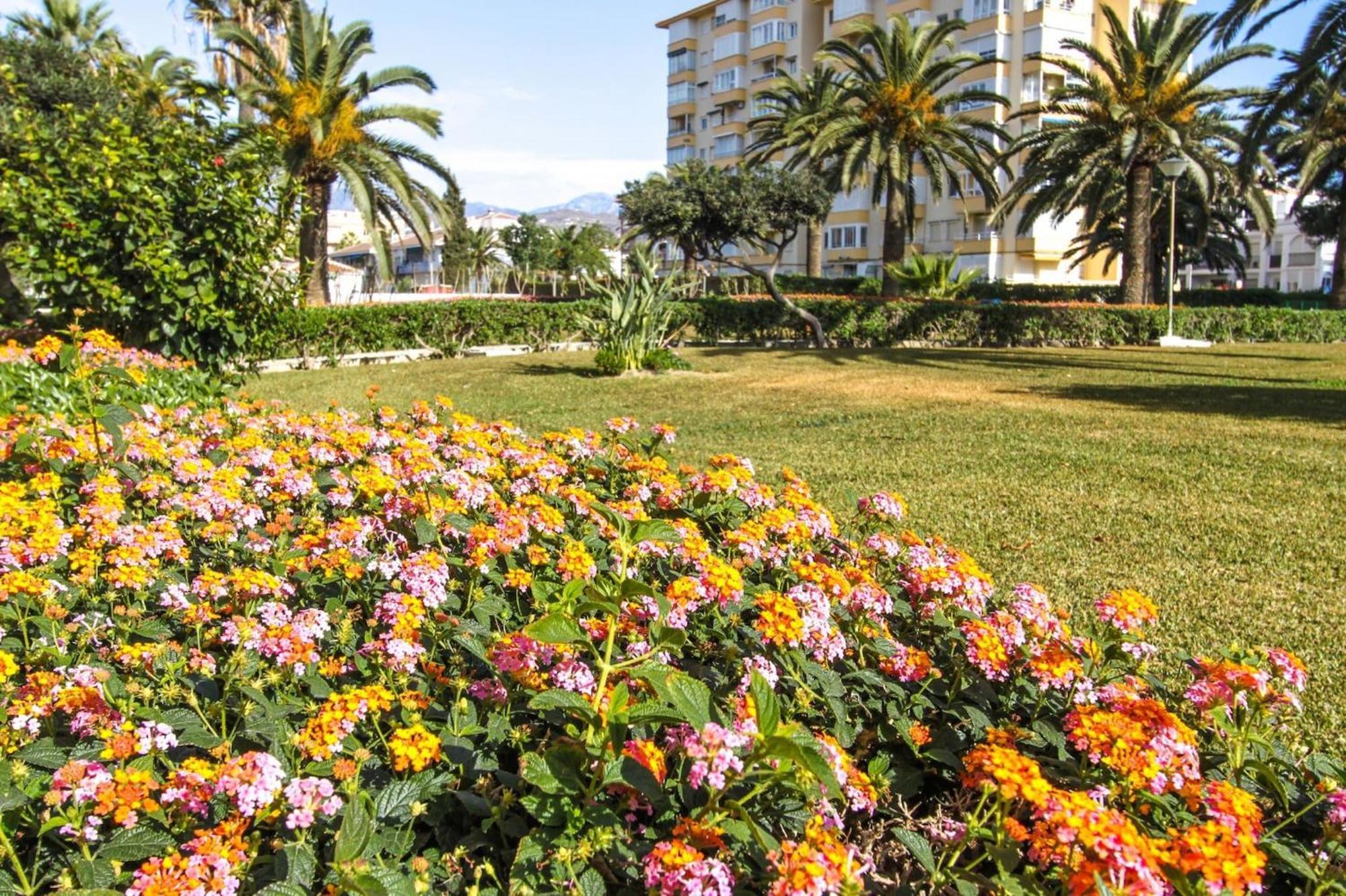 Apartamento Valencia At Home Torrox Exterior photo